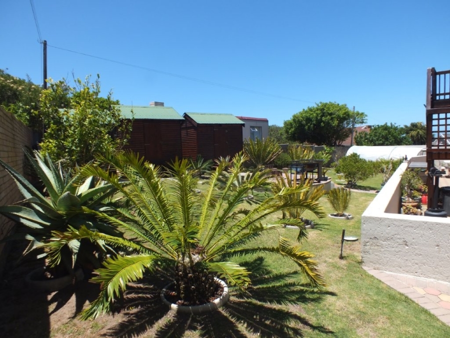 4 Bedroom Property for Sale in Dana Bay Western Cape